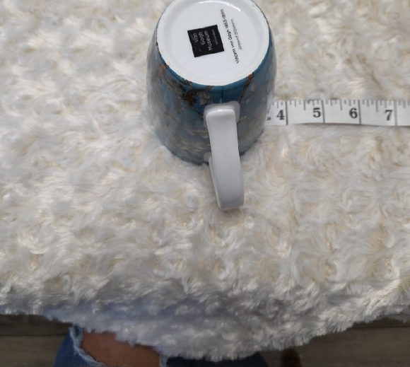 Van Gogh Elegant Blossom Ceramic Mug in Blue and White - Picture 5 of 7